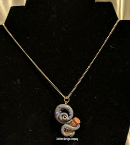 Ocho Necklace